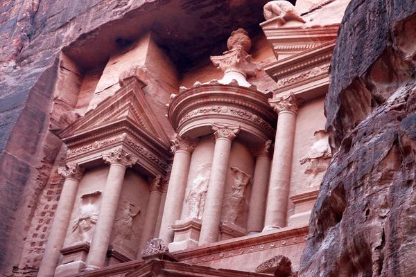 Al Jazneh - el tesoro de Petra antigua ciudad, Jordania —  Fotos de Stock