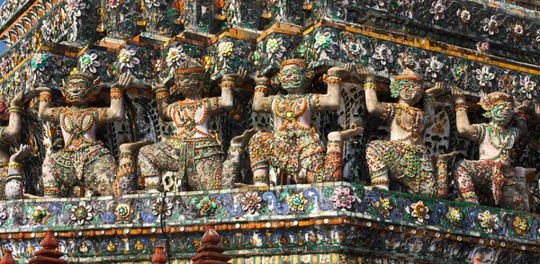 Wat Arun Bassorilievo — Foto Stock