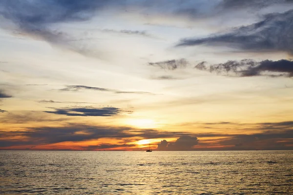 Zonsondergang over de Andamanzee — Stockfoto