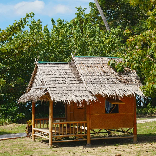 Traditionella thailändska bungalow — Stockfoto