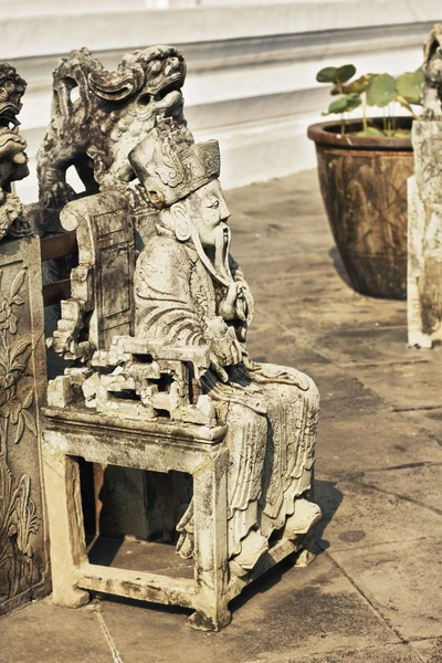stock image Wat Arun Statue