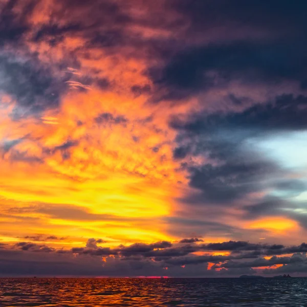 Sunset over Andaman Sea — Stock Photo, Image