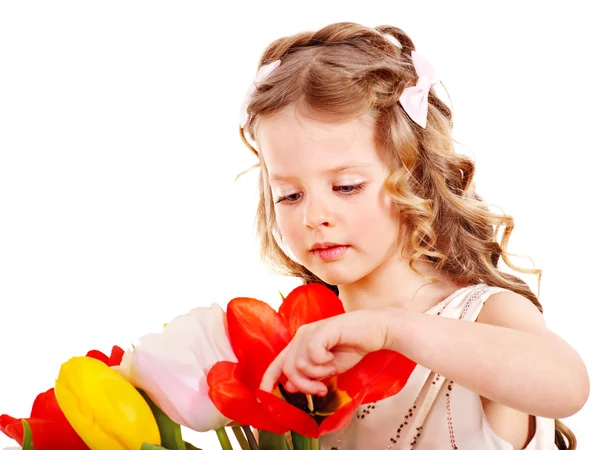 Niño con flor de primavera . — Foto de Stock