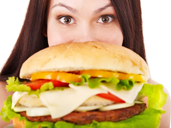Kadın holding hamburger. — Stok fotoğraf