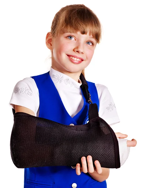 Kind mit gebrochenem Arm. — Stockfoto