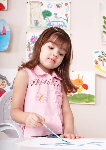 Cuadro de pintura infantil en preescolar . —  Fotos de Stock