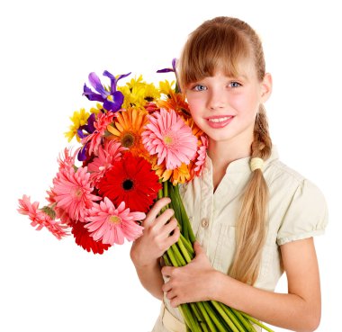 mutlu çocuk holding çiçekler.