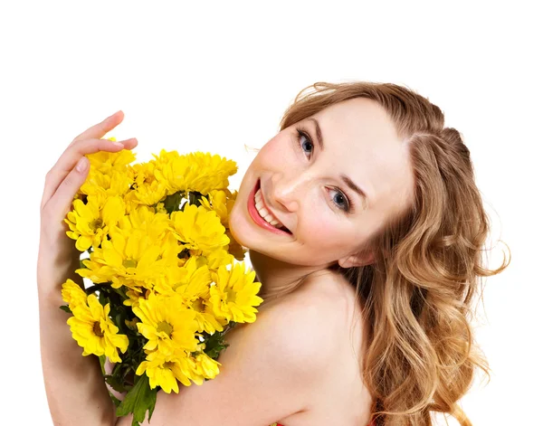 Çiçek tutan genç kadın. — Stok fotoğraf