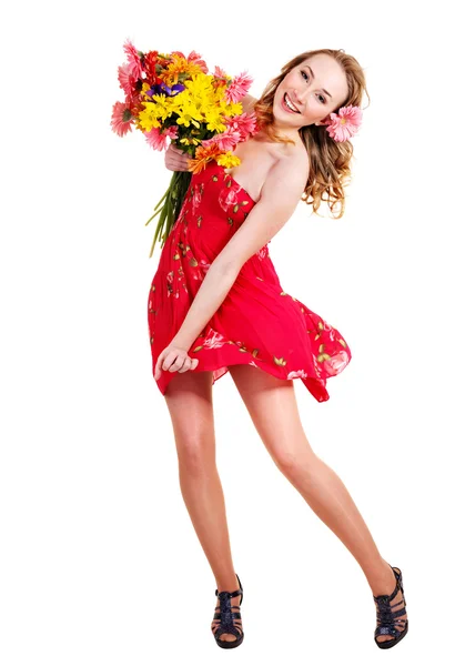 Mujer joven sosteniendo flores. — Foto de Stock