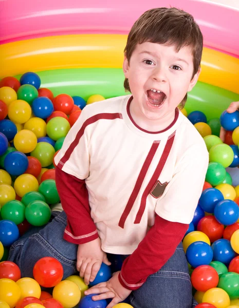 Všechno nejlepší k narozeninám chlapce v barevné kuličky. — Stock fotografie
