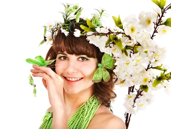 Meisje in voorjaar kapsel en make-up. — Stockfoto