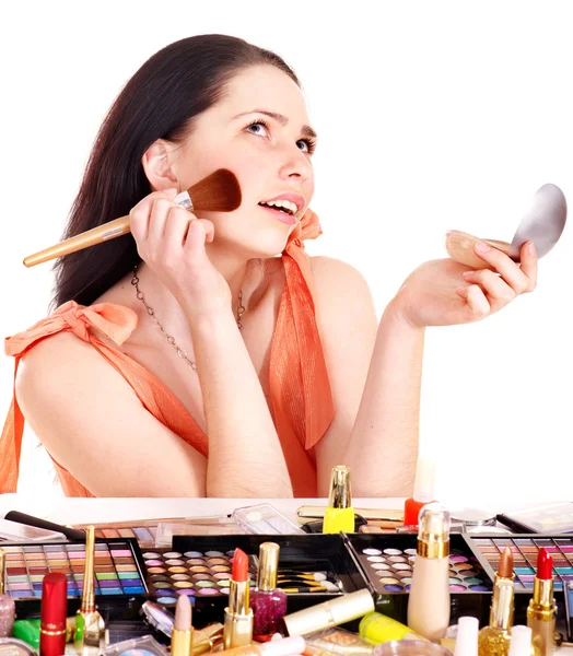 Girl applying makeup. — Stock Photo, Image