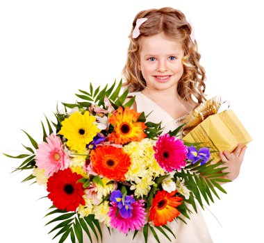 Çocuk bahar çiçek ve hediye kutusu.