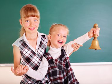 blackboard yakınındaki sınıfta okul.