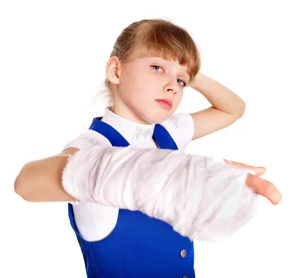 Criança deficiente com braço partido . — Fotografia de Stock