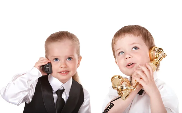 전화로 말하는 아이 들. — 스톡 사진