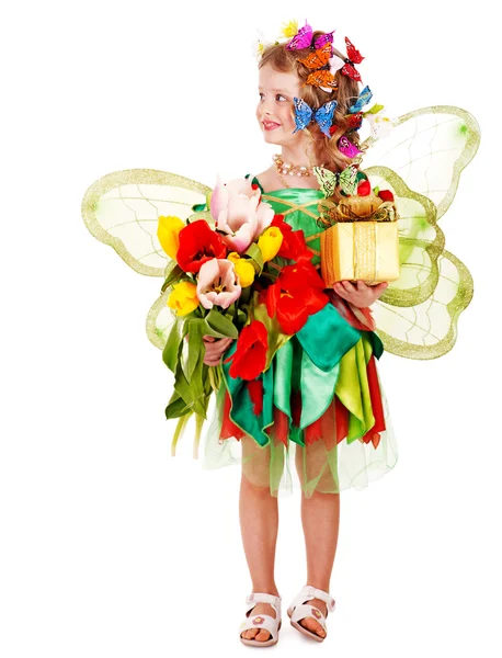 孩子与花卉和蝴蝶. — 图库照片