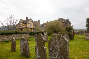 bulutlu bir günde stokesay Kalesi Shropshire'deki/daki oteller