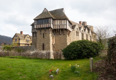 bulutlu bir günde stokesay Kalesi Shropshire'deki/daki oteller