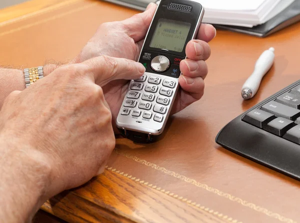 Man dialing from wireless phone — Stock Photo, Image