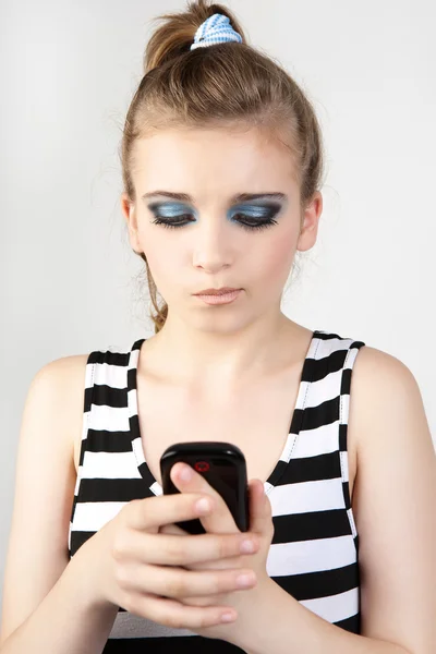Girl Texting Her Phone — Stock Photo, Image