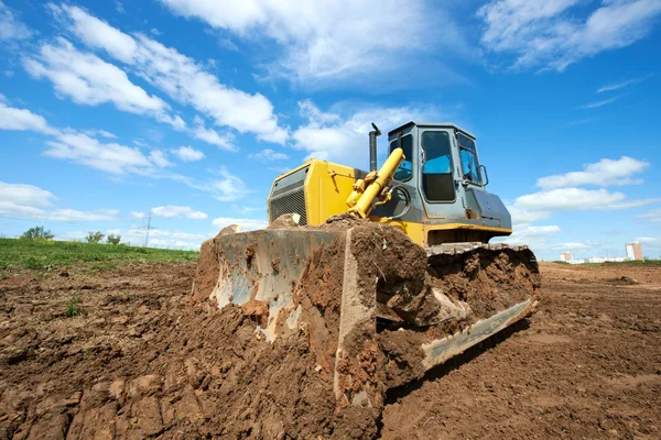 Track-type loader bulldozer excavator at work — Stock Photo, Image