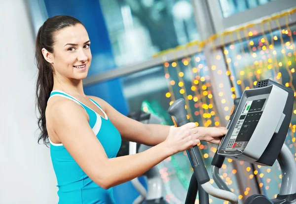 Happy woman with at training gym — Stock Photo, Image
