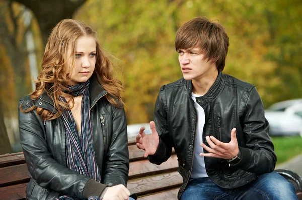 Young couple in stress relationship — Stock Photo, Image