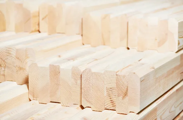 Набор деревянных пиломатериалов — стоковое фото
