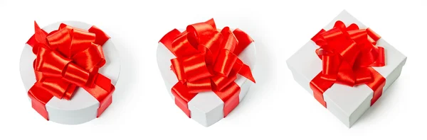 Drei weiße quadratische Geschenkboxen aus Pappe — Stockfoto