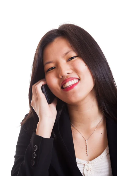 Ung kinesisk kvinna talar på mobil — Stockfoto