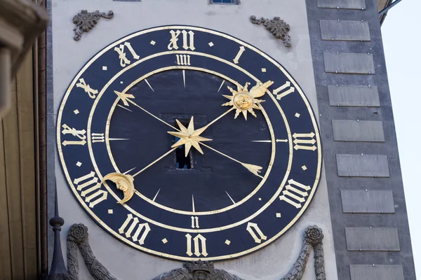 Bern, eski astronomik saat zytglogge — Stok fotoğraf