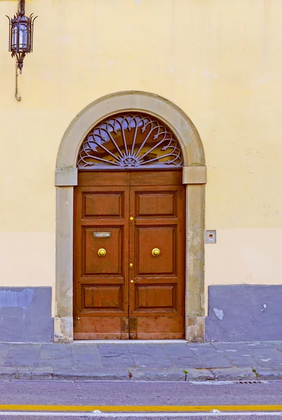 Olasz ajtó — Stock Fotó