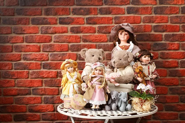 Dolls and teddy — Stock Photo, Image