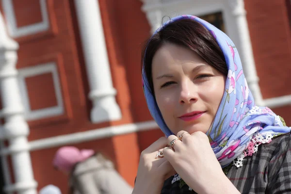 Woman wearing headscarf — Stock Photo, Image