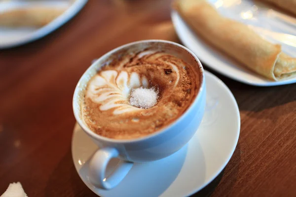 Cappuccino met suiker — Stockfoto