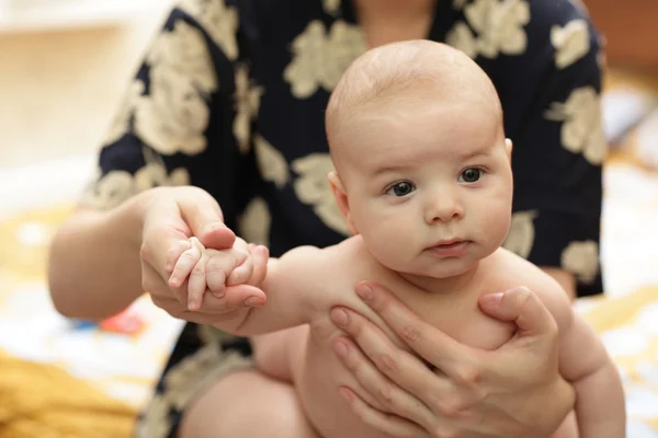 赤ちゃんのトレーニング — ストック写真