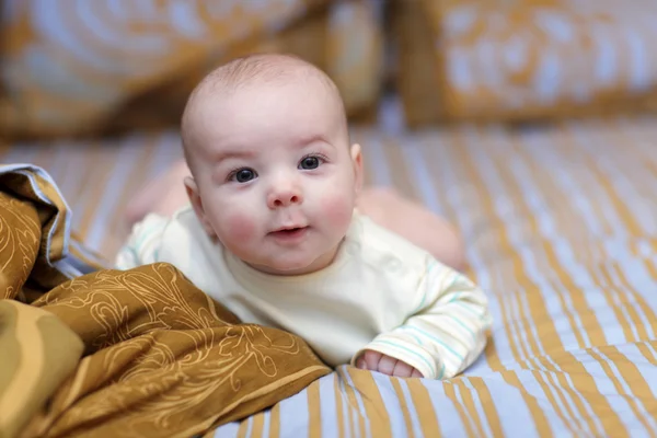 Verrast baby — Stockfoto