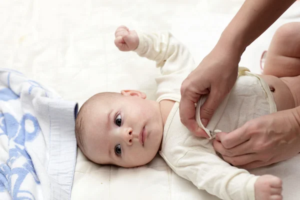 stock image Dressing little boy