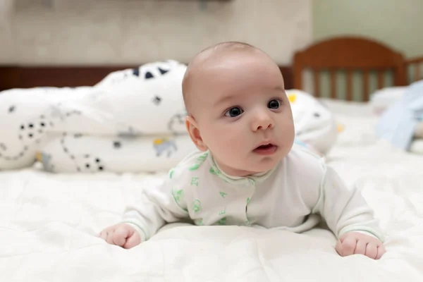 Astonished baby boy — Stock Photo, Image