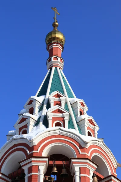 Toren van znamenskaya kerk — Stockfoto