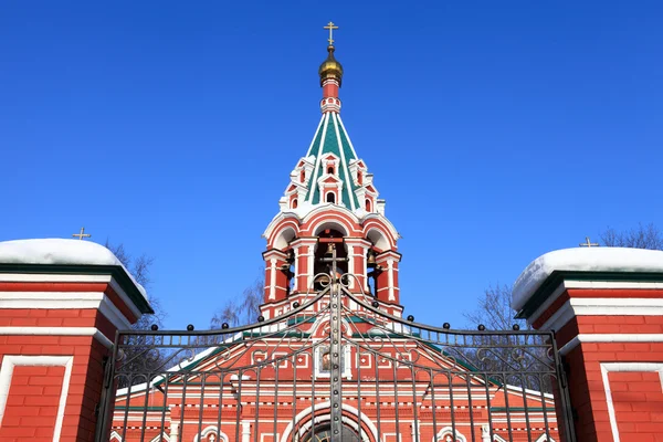 Chiesa di Znamenskaya in inverno — Foto Stock