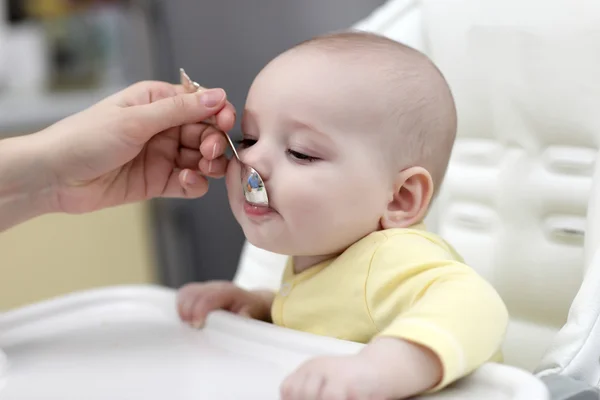 Baby boy feeding — Stock Photo, Image