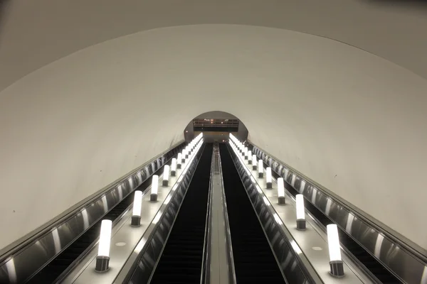 Eskalátor metra — Stock fotografie