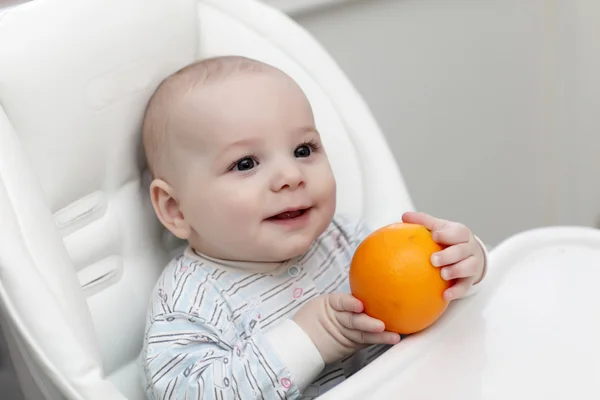 Boldog baba-narancs — Stock Fotó