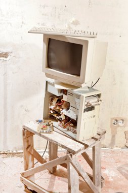 Old computer clipart