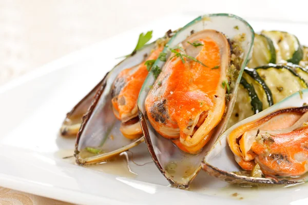 stock image Mussels with zucchini