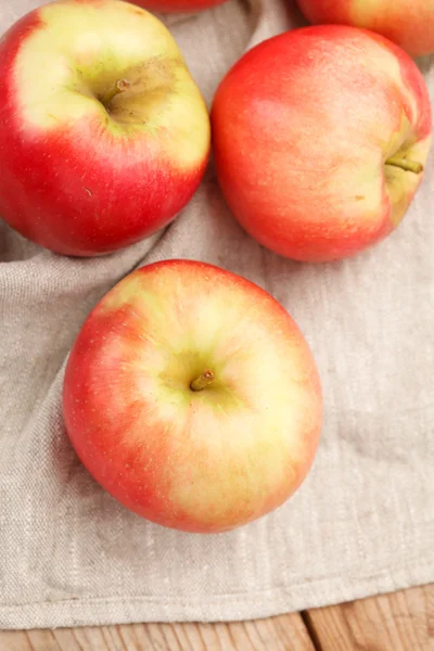 Pommes fraîches — Photo