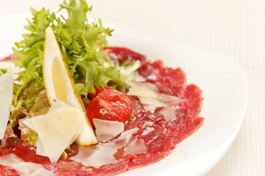 et carpaccio parmesan peyniri ile