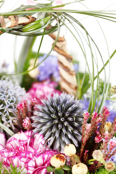 Buquê de flores coloridas — Fotografia de Stock